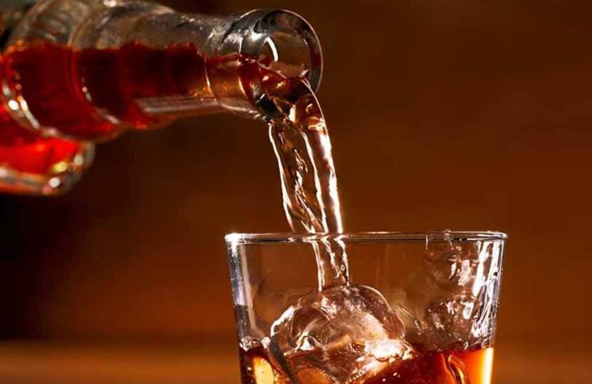 यूपी सरकार का बड़ा फैसला, देशी शराब होगी महंगी; जानें नई दरें कब से लागू