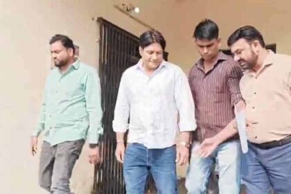 भ्रष्टाचार पर सख्ती: CSEB दफ्तर में ACB की कार्रवाई, जेई, एई और ऑपरेटर गिरफ्तार