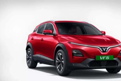 ईंधन की किल्लत के बीच खुशखबरी: इलेक्ट्रिक कार पर कंपनी दे रही भारी डिस्काउंट