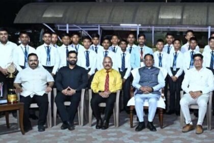 मिलिट्री पाइप बैंड प्रतियोगिता में तीसरे स्थान पर आने पर CM साय ने छात्रों को दी