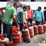 LPG की किल्लत से CG में परेशानी, एजेंसियों में लंबी लाइनें, लोग बोले- “घंटों धूप