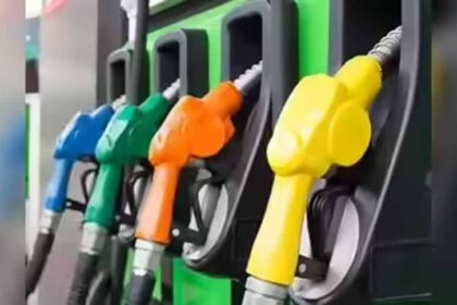 क्या बढ़ने वाले हैं पेट्रोल-डीजल के दाम? LPG के बाद सरकार का नया बयान