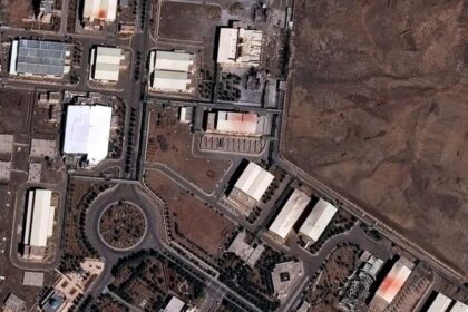 नतांज परमाणु केंद्र पर हमले के बाद अमेरिका-इजरायल की विनाशकारी कार्रवाई