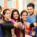 विदेशी डिग्री में भारतीय छात्रों का रुचि कम, 3 साल में 31% घटे आवेदन; क्या है का