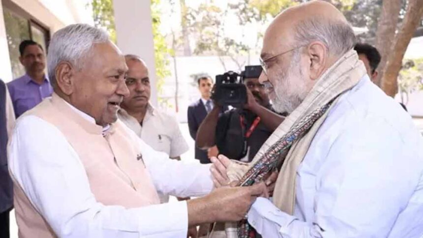 नीतीश चले दिल्ली: बिहार की सियासत में बड़ा मोड़, क्या भाजपा संभालेगी सीएम की कुर