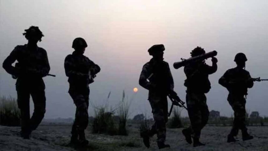 सीमा पर तनाव: पुंछ में दिखा पाक ड्रोन, भारतीय सेना की ताबड़तोड़ फायरिंग 1 सीमा पर तनाव: पुंछ में दिखा पाक ड्रोन, भारतीय सेना की ताबड़तोड़ फायरिंग