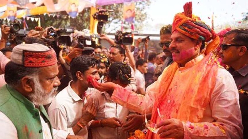 होली का पर्व हर आंगन में खुशियां, शांति और समृद्धि के रंग भरता है: मुख्यमंत्री ड