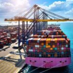 दुबई में सड़ रहे 1000 कंटेनर, केले, अंगूर, अनार और सब्जियों का भारी नुकसान भारत