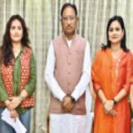 साय ने महिला पत्रकारों से साझा किया: पिता की मौत के बाद मां ने की दोनों की जिम्म