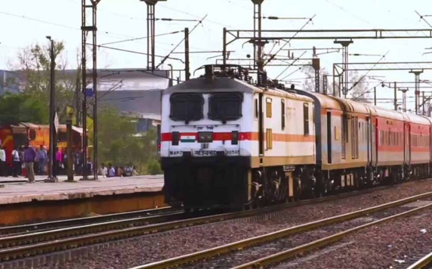 यात्रा से पहले देखें अपडेट: 14 ट्रेनें कैंसिल, गोंदिया में ट्रैक मरम्मत का असर