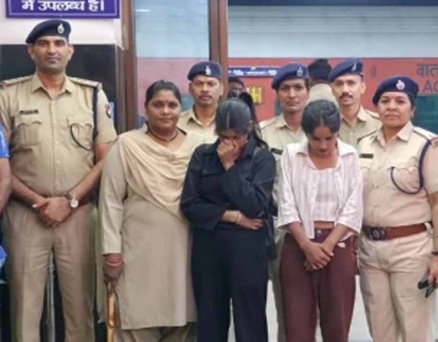 तेज रफ्तार ट्रेन में नशे का खेल: वंदे भारत से 24 किलो गांजा बरामद, दो महिलाएं पक