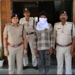 चोरी के रुपये और राशन नहीं कर पाए खर्च, 45 दिन बाद नाबालिग के साथ आरोपी गिरफ्तार