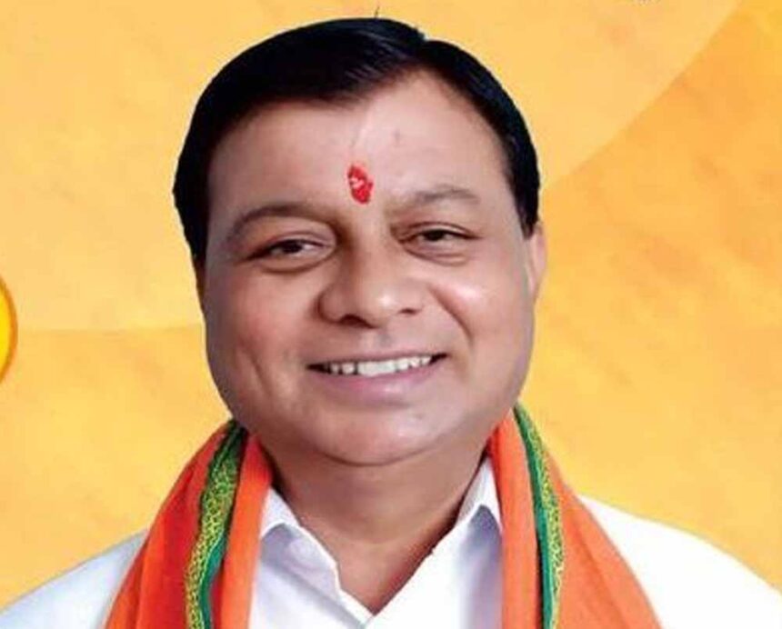 वाणिज्य एवं उद्योग और श्रम मंत्री लखन लाल देवांगन ने प्रदेशवासियों को दी होली पर