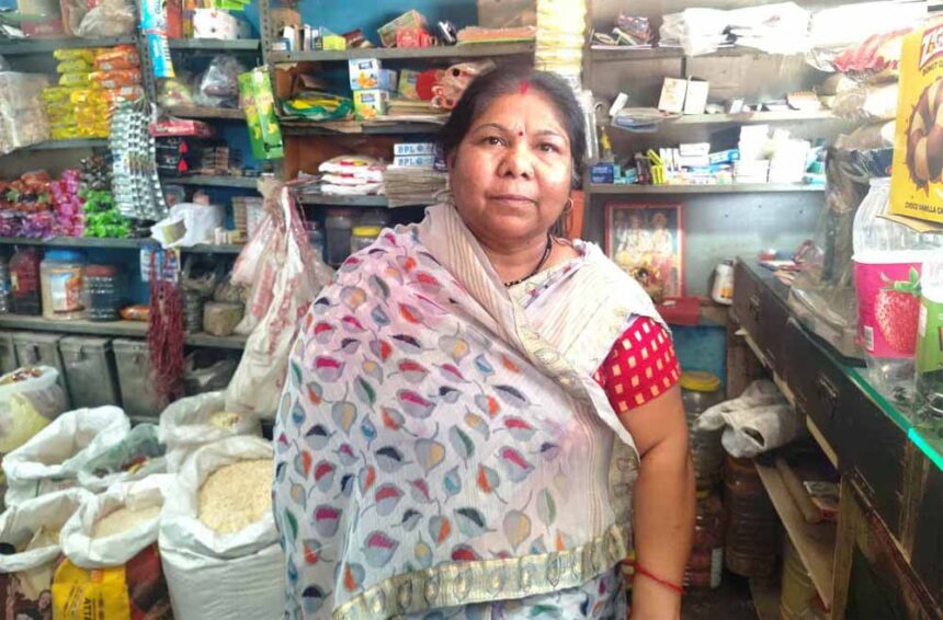 बिहान योजना के स्वयं सहायता समूह से मिला सहारा, महतारी वंदन योजना से बढ़ा आत्मविश 1 बिहान योजना के स्वयं सहायता समूह से मिला सहारा, महतारी वंदन योजना से बढ़ा आत्मविश