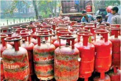 गैस बुकिंग पर नया नियम! e-KYC को लेकर पेट्रोलियम मंत्रालय की साफ गाइडलाइन सामने