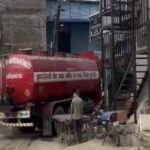 स्क्रैप गोदाम में लगी आग से हड़कंप: इंदौर में दूर-दूर तक फैला धुआं