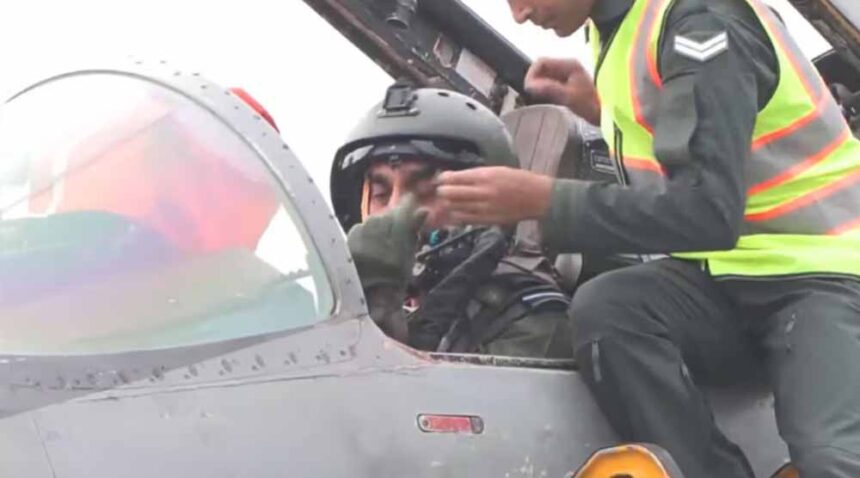 सरहद पर गरजा MiG-29! एयर चीफ ने पाकिस्तान बॉर्डर के पास खुद संभाली कमान