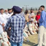 पैतृक गांव में कप्तान शुभमन गिल ने दादा-दादी के साथ बिताया समय