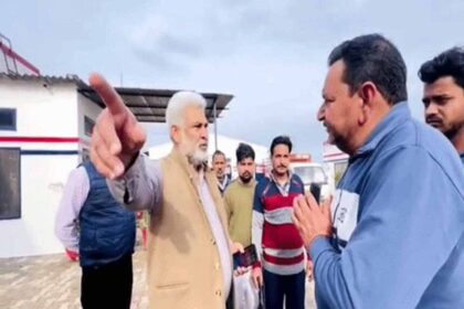 गैस किल्लत पर सख्ती: पठानकोट में मंत्री ने मारी रेड, एजेंसी पर गिरी गाज