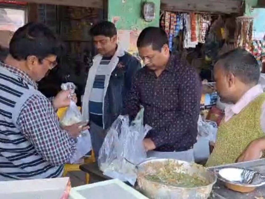 फूड सेफ्टी पर सख्ती: अमृतसर में दुकानों की जांच, गंदगी मिलने पर कार्रवाई