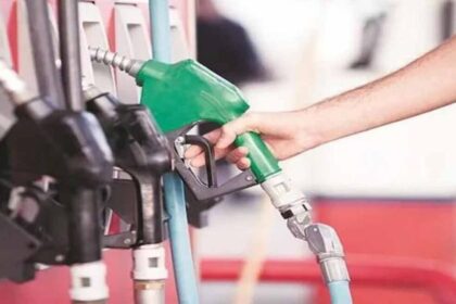 महंगाई की मार: गैस संकट के साथ पेट्रोल के दाम बढ़े, पंजाब में नई दरें लागू