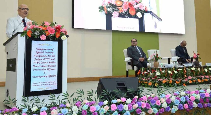 कलेक्टर की अध्यक्षता में एमएसएमई प्रकरणों की समीक्षा, लंबित मामलों के समयबद्ध नि