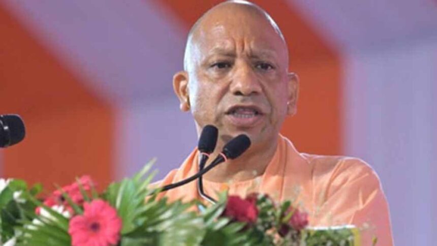 मुख्यमंत्री योगी आदित्यनाथ ने कहा, सनातन पर प्रश्न उठाने वालों को होली जैसे पर्व