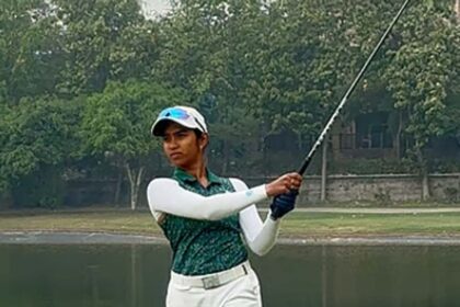 दबाव में भी चमकी जैस्मीन, बोगी के बाद भी 3 शॉट आगे