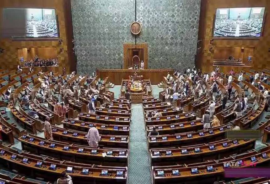 स्पीकर के विरुद्ध अविश्वास प्रस्ताव से गरमाएगा संसद का बजट सत्र, दूसरे चरण में ट