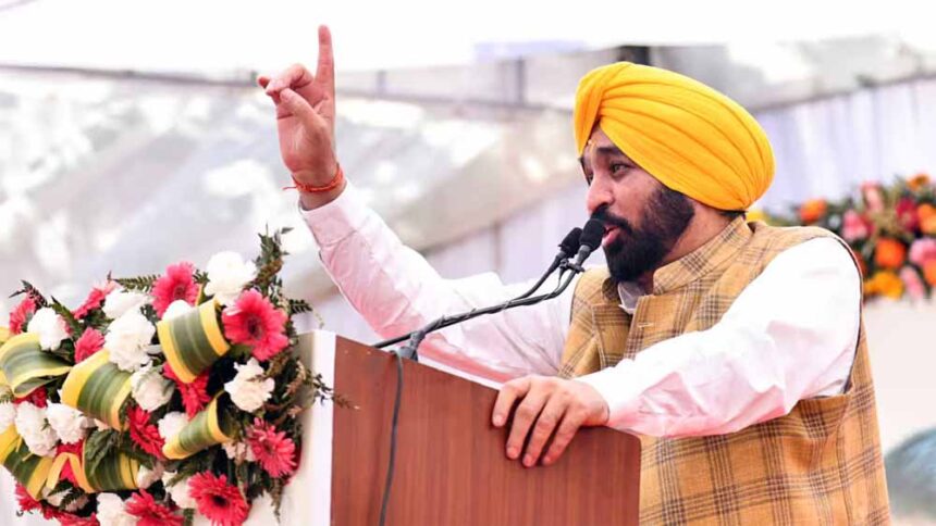 महिला सशक्तिकरण पर जोर: पंजाब सरकार की नई योजनाएं, आरक्षण से लेकर आर्थिक मदद तक