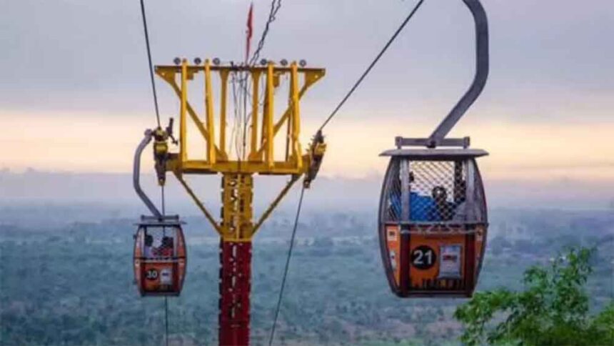 श्रद्धालुओं के लिए जरूरी खबर: मैहर शारदा मंदिर का रोपवे 14 मार्च तक बंद, टिकट बु