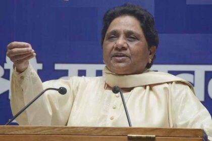 पश्चिम बंगाल में राष्ट्रपति मुर्मू के प्रोटोकॉल उल्लंघन पर मायावती भड़कीं, उठाए