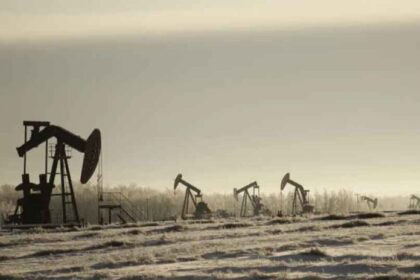 मिडिल ईस्ट तनाव के बीच राहत, भारी तेजी के बाद थमा कच्चे तेल का रुख