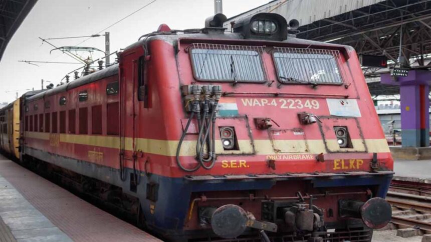भोपाल रेल रूट पर बड़ा सुधार: ट्रेनों की देरी कम करने के लिए 4.24 करोड़ की योजना 1 भोपाल रेल रूट पर बड़ा सुधार: ट्रेनों की देरी कम करने के लिए 4.24 करोड़ की योजना