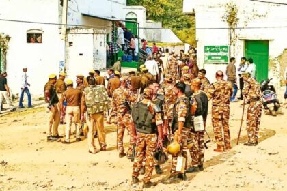 अलविदा जुमे को लेकर संभल में कड़ी सुरक्षा: ड्रोन सर्विलांस, मस्जिदों में उमड़ी भ