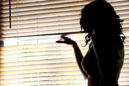 हुस्न के जाल में फंसाकर ठगी: ब्लड सैंपल के नाम पर गुरुग्राम में हनीट्रैप, 3 आरोप