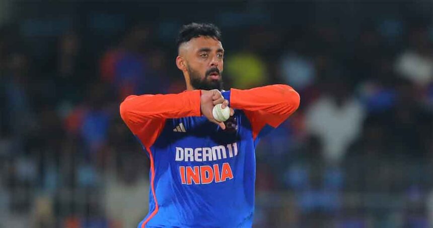 टी20 वर्ल्ड कप: वरुण चक्रवर्ती के पास नंबर वन बनने का मौका, इंग्लैंड के आदिल रशी